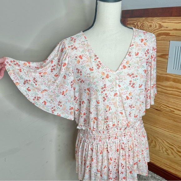 Torrid Mesh White Floral Smocked Waist Flutter Sleeve V-Neck Top 0 Large L - Picture 5 of 10